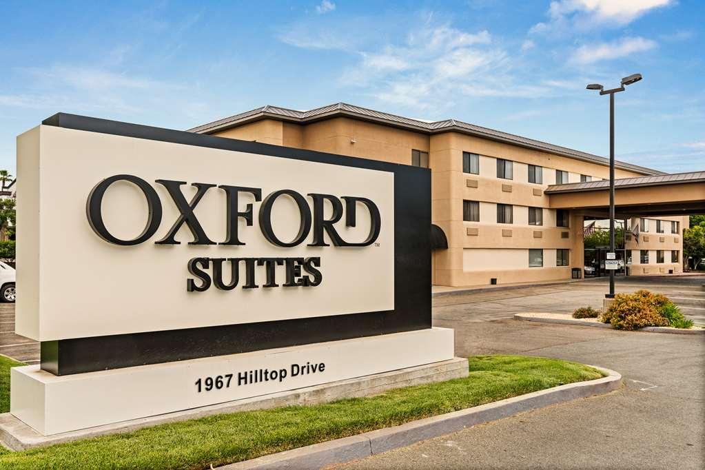 Oxford Suites Redding Extérieur photo